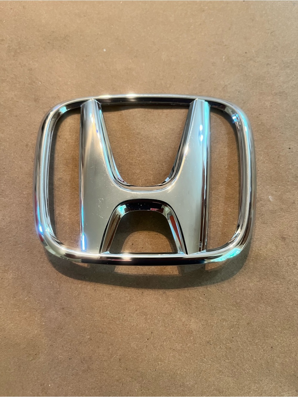 2013-2017 Honda Accord Sedan Rear Trunk Lid Emblem NWOT OEM